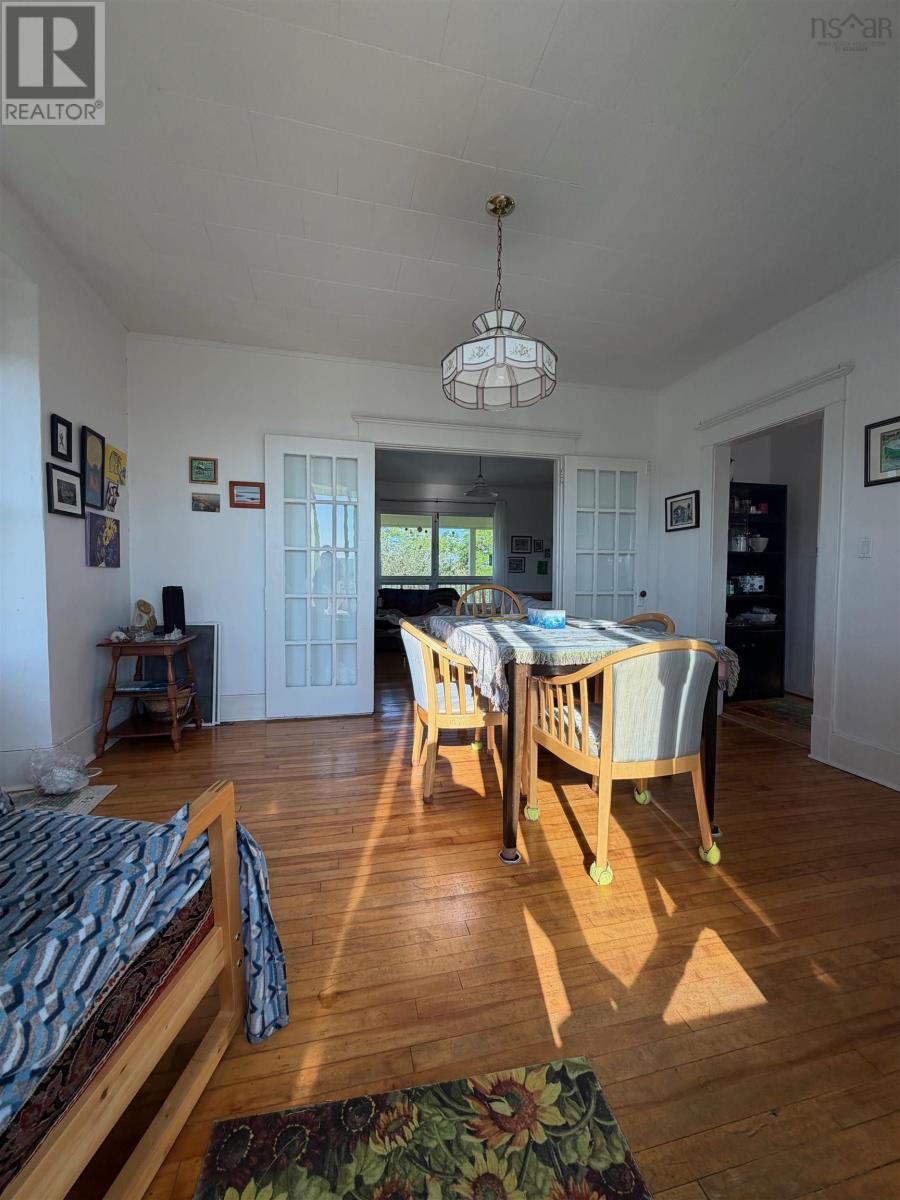 53 Carleton Terrace Property Photo 20