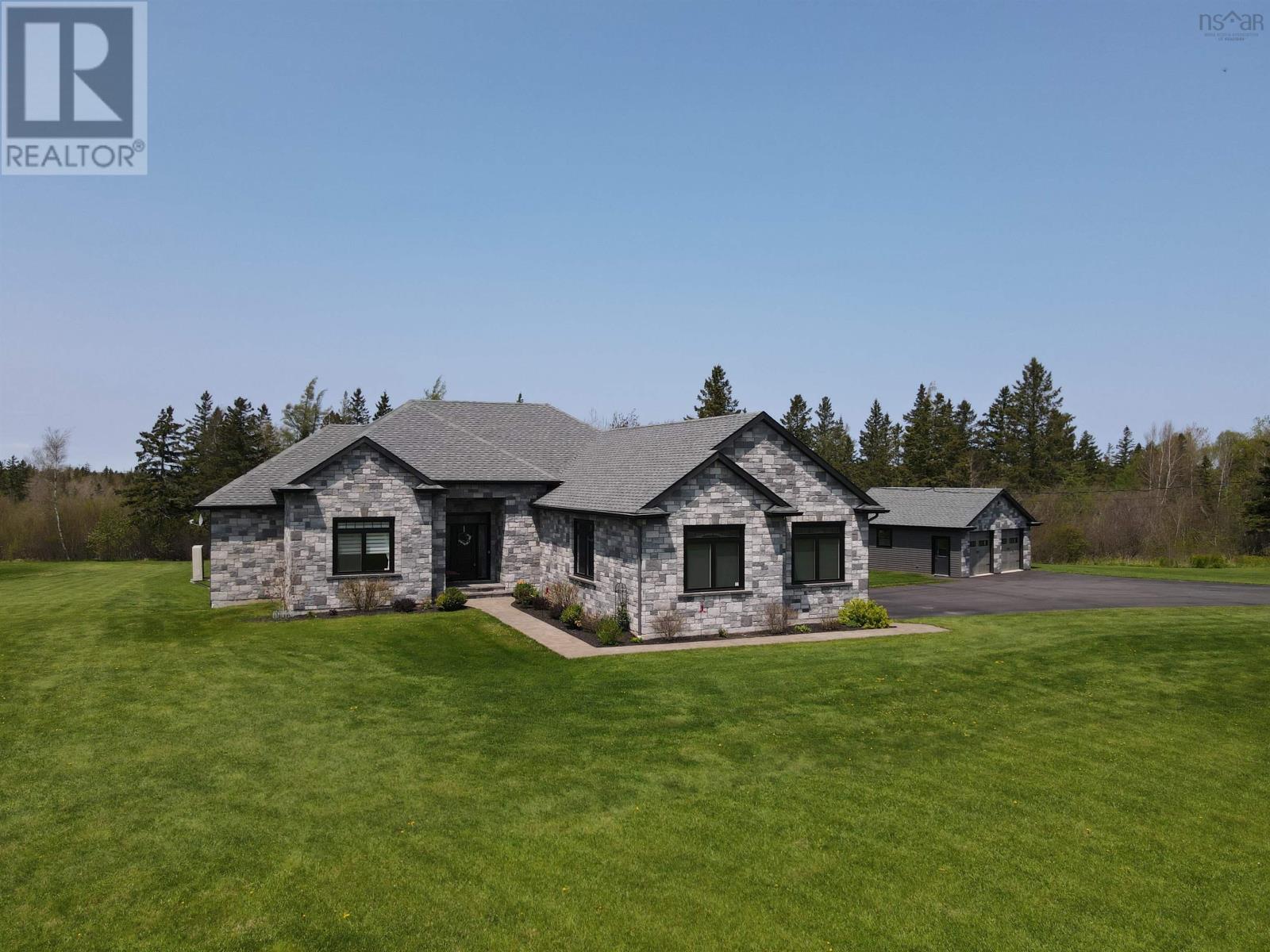 1157 Highway 366 Property Photo 2