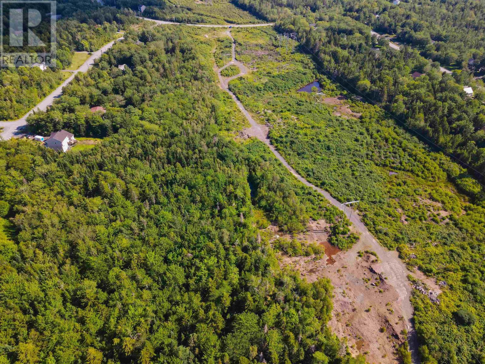 1484 White Hills Run Property Photo 8