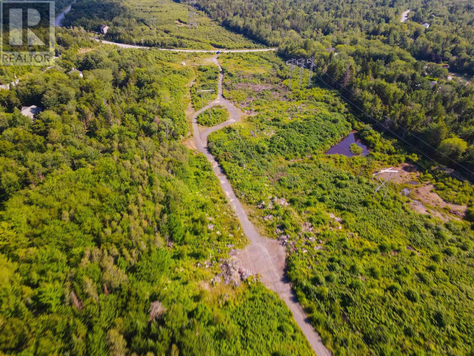 1484 White Hills Run Property Photo 9