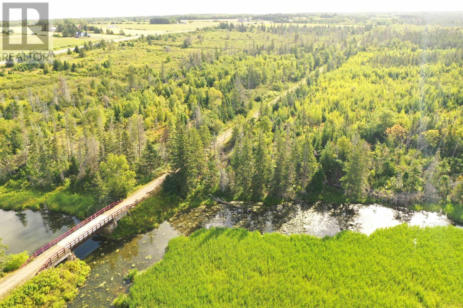 Acreage Rte 2 Property Photo 10