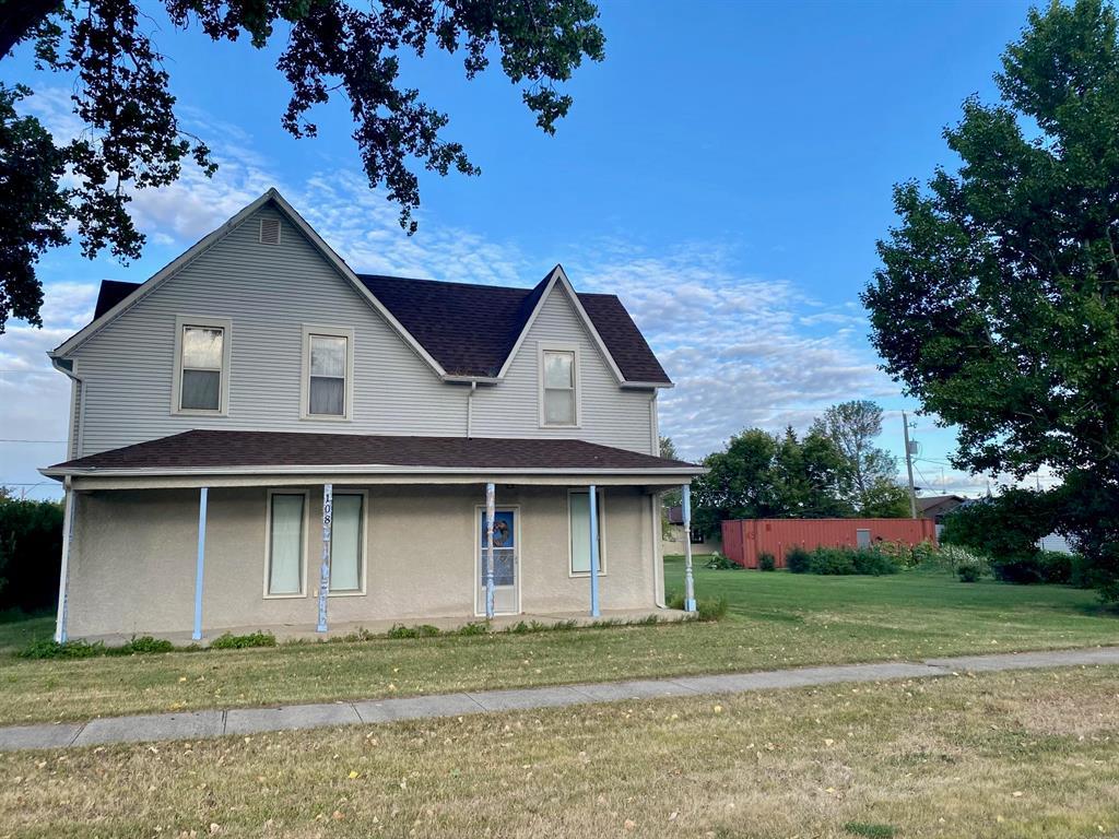 108 First Street Property Photo 1