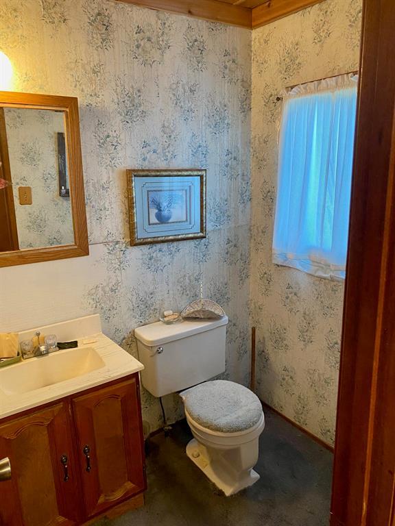 108 First Street Property Photo 9