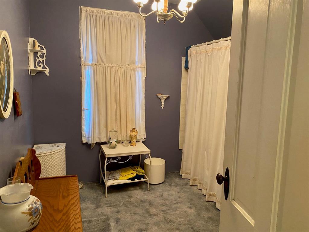 108 First Street Property Photo 15