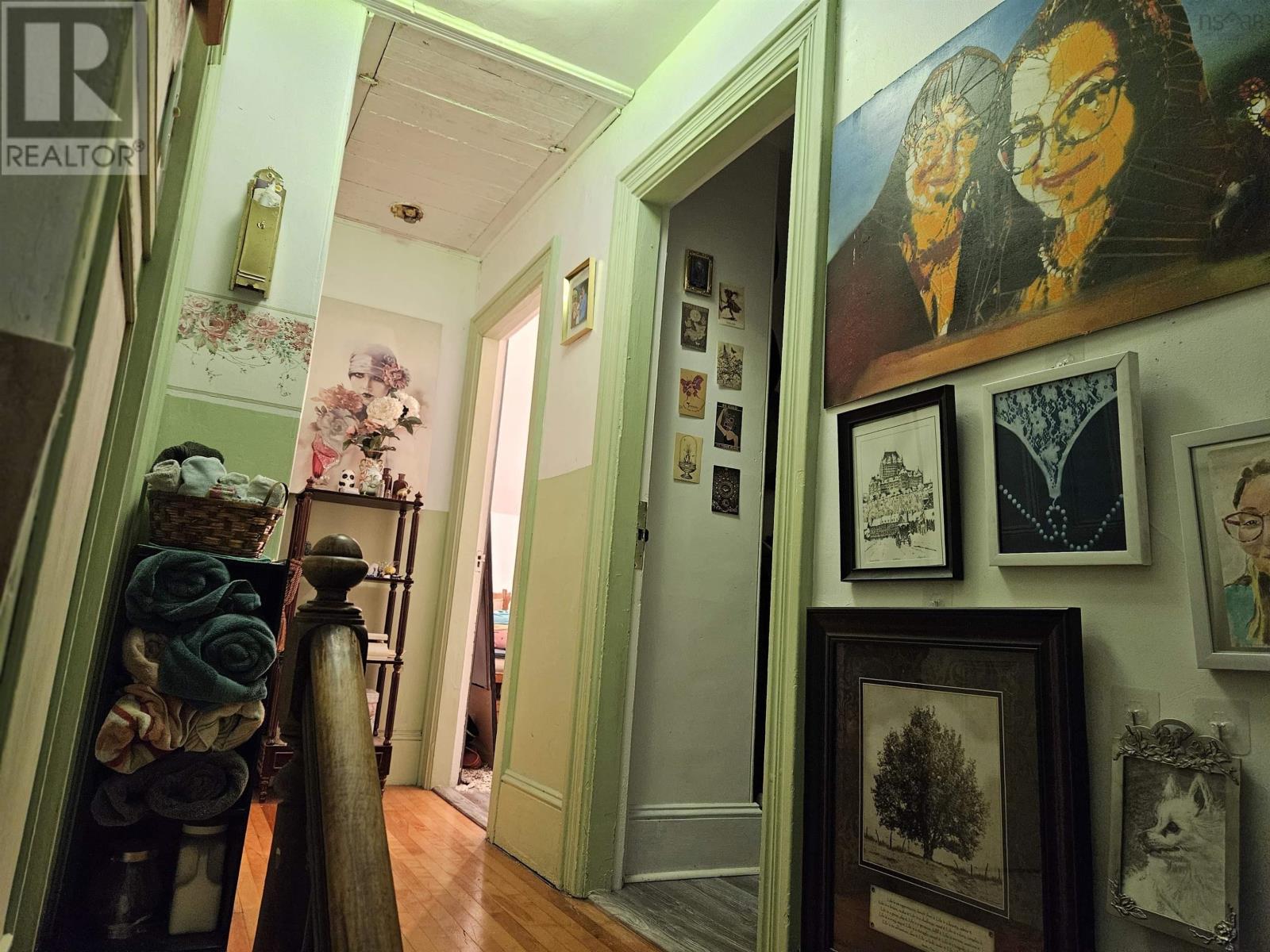 53 East Street Property Photo 12