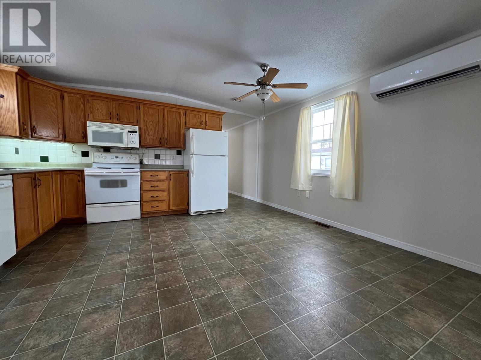 18 Dale Drive Property Photo 3