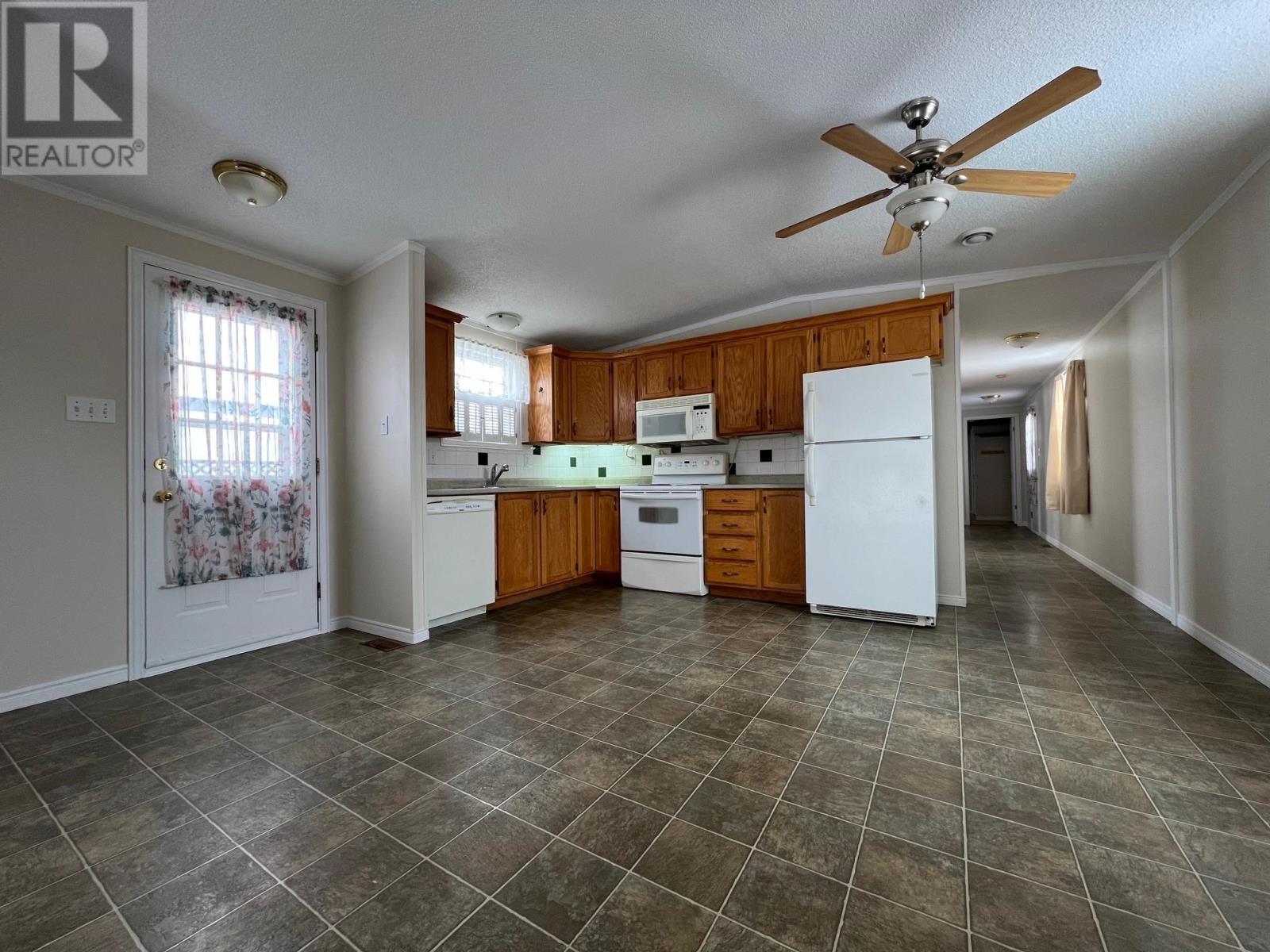 18 Dale Drive Property Photo 4