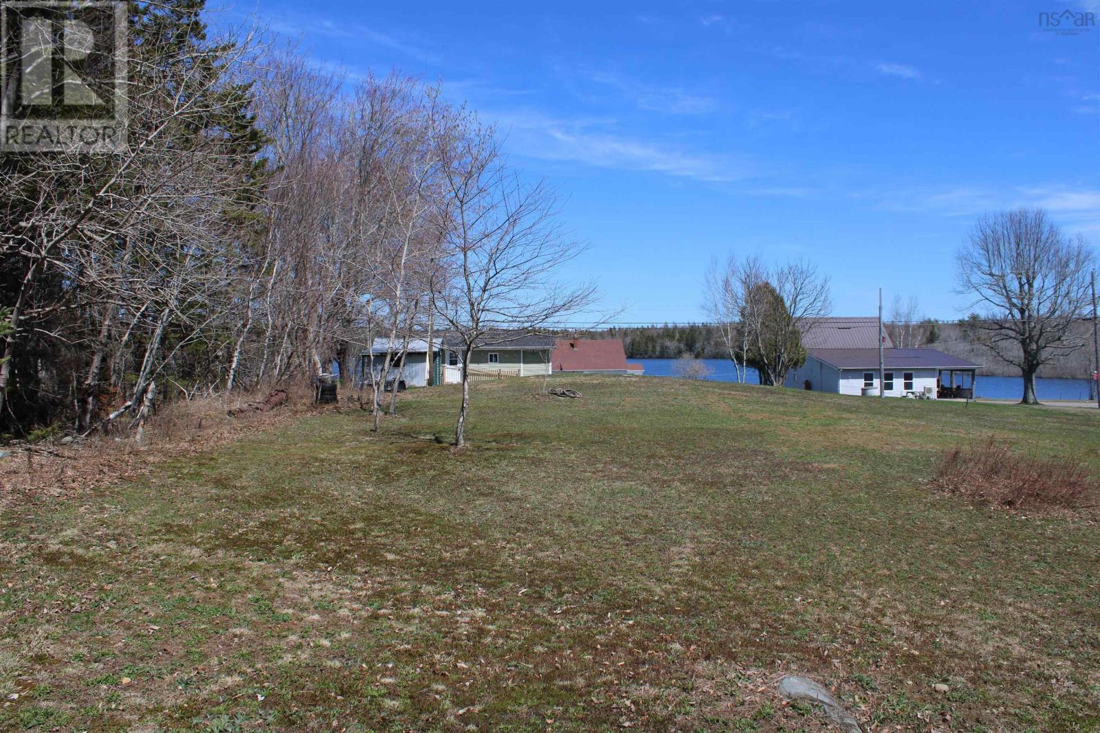 638 French Road Property Photo 30