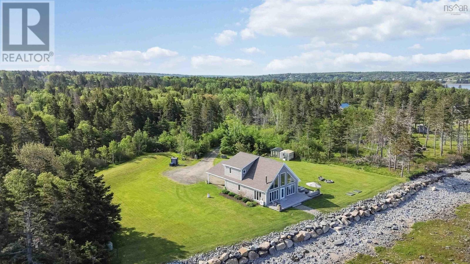 463 Fort Point Road Property Photo 10