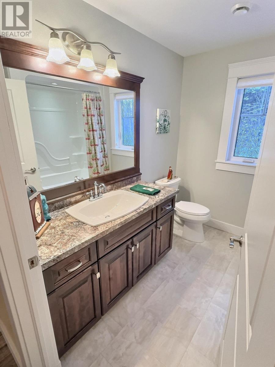 8559 St Peters Road Property Photo 11