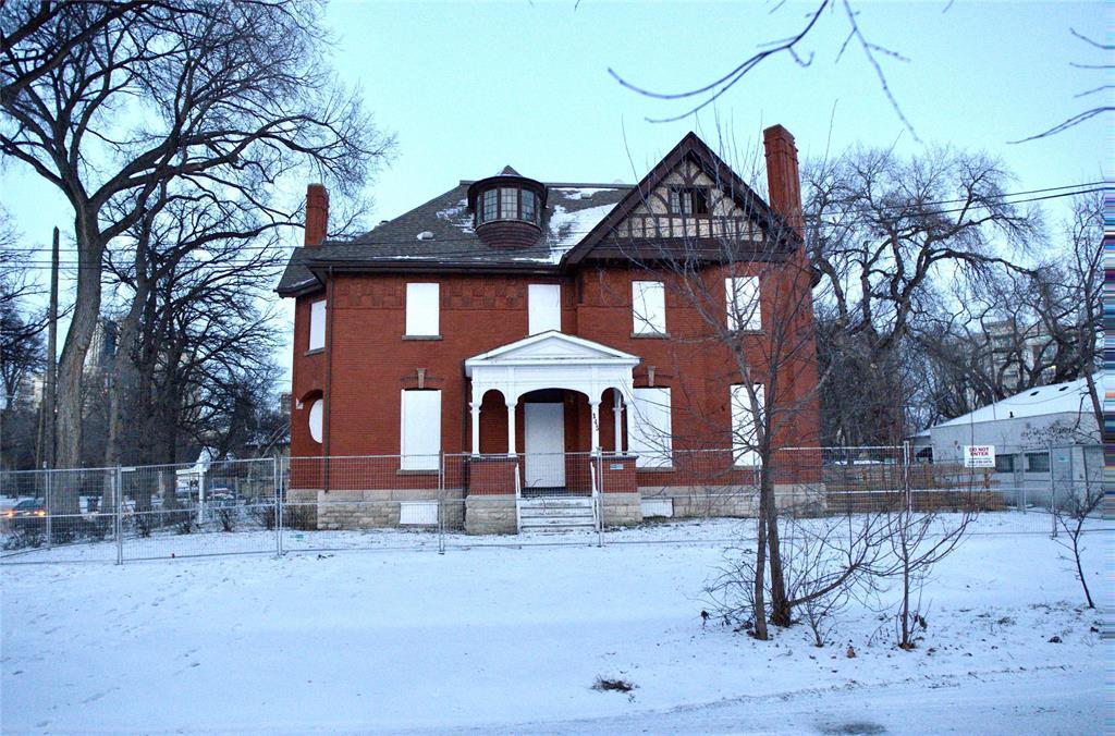 155 East Gate