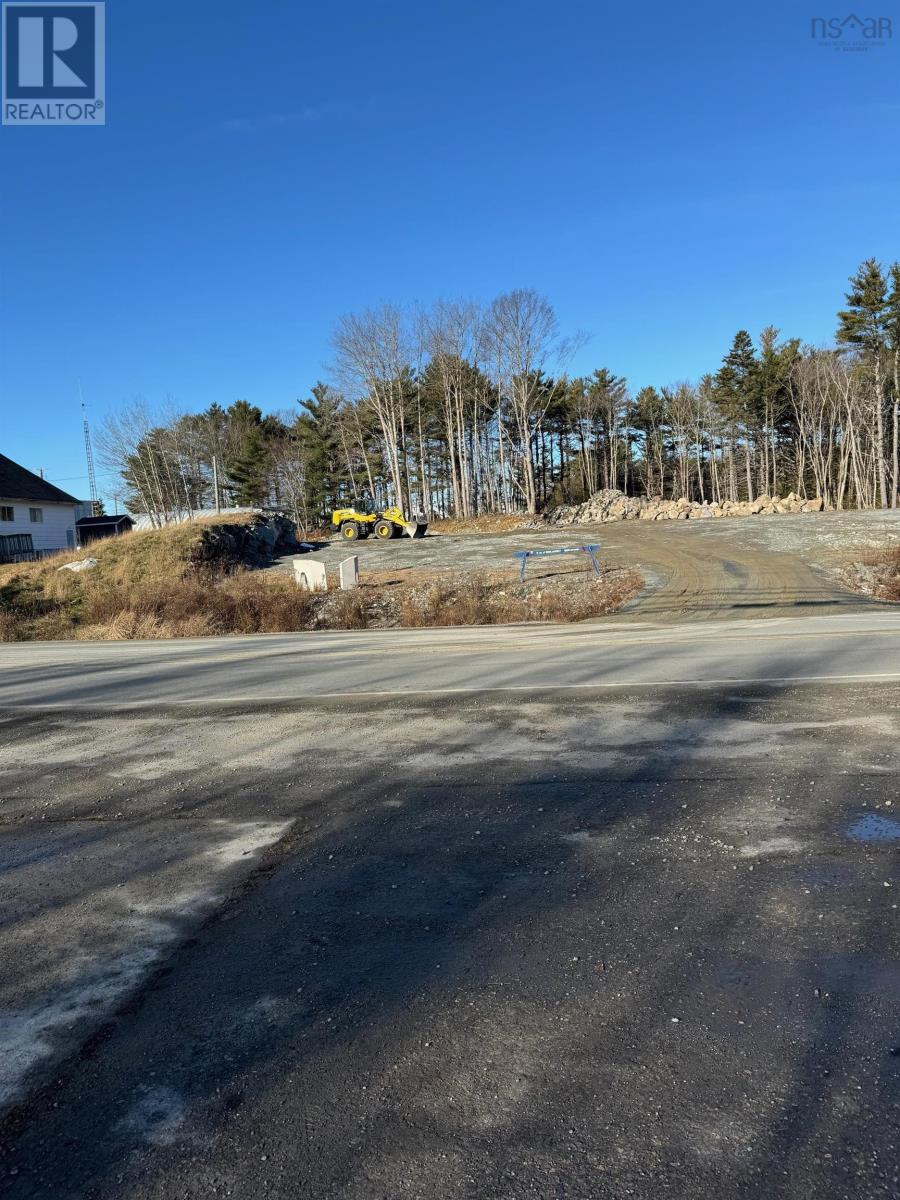 #3 Old Highway Property Photo 1