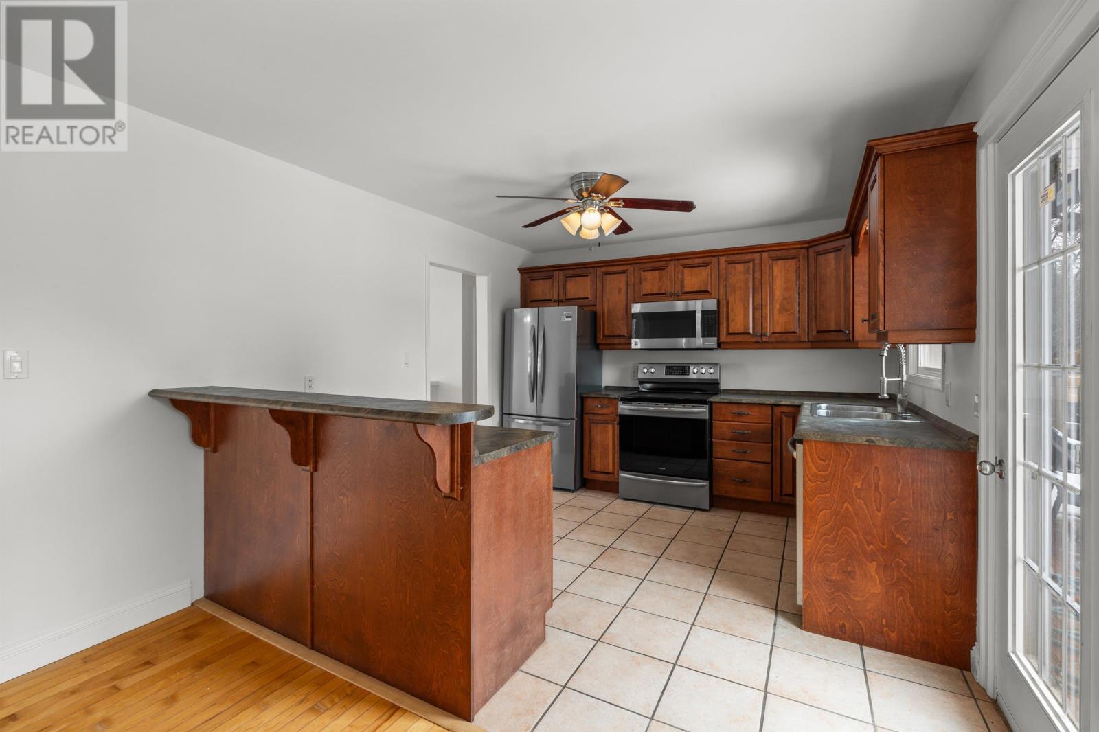 5 Ferguson Drive Property Photo 12
