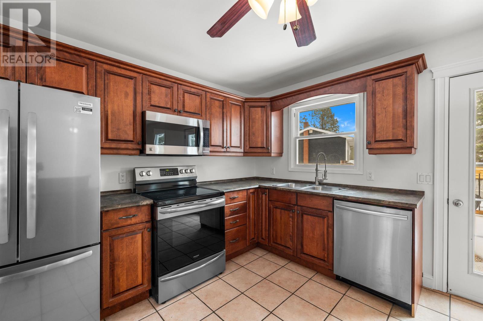 5 Ferguson Drive Property Photo 15