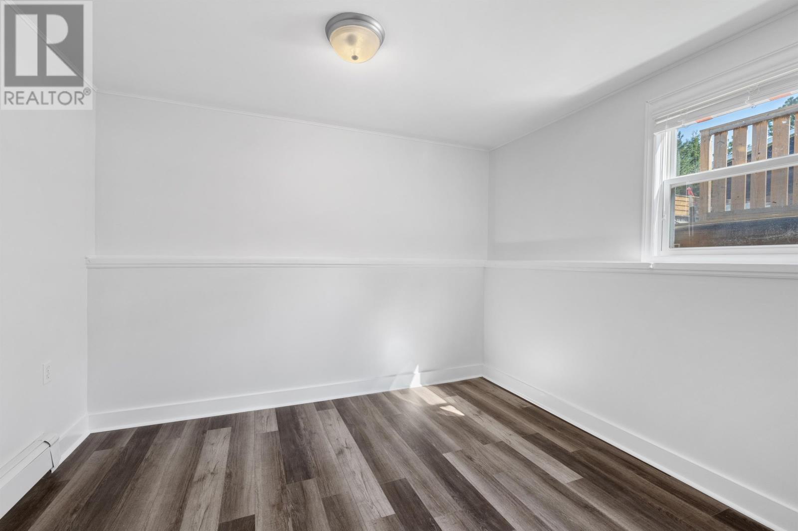 5 Ferguson Drive Property Photo 31