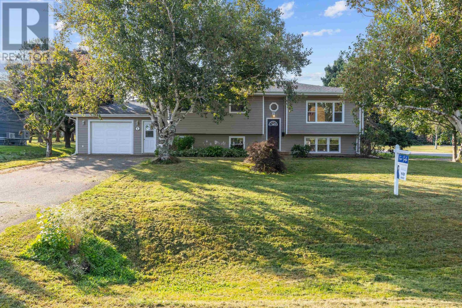 5 Ferguson Drive Property Photo 47