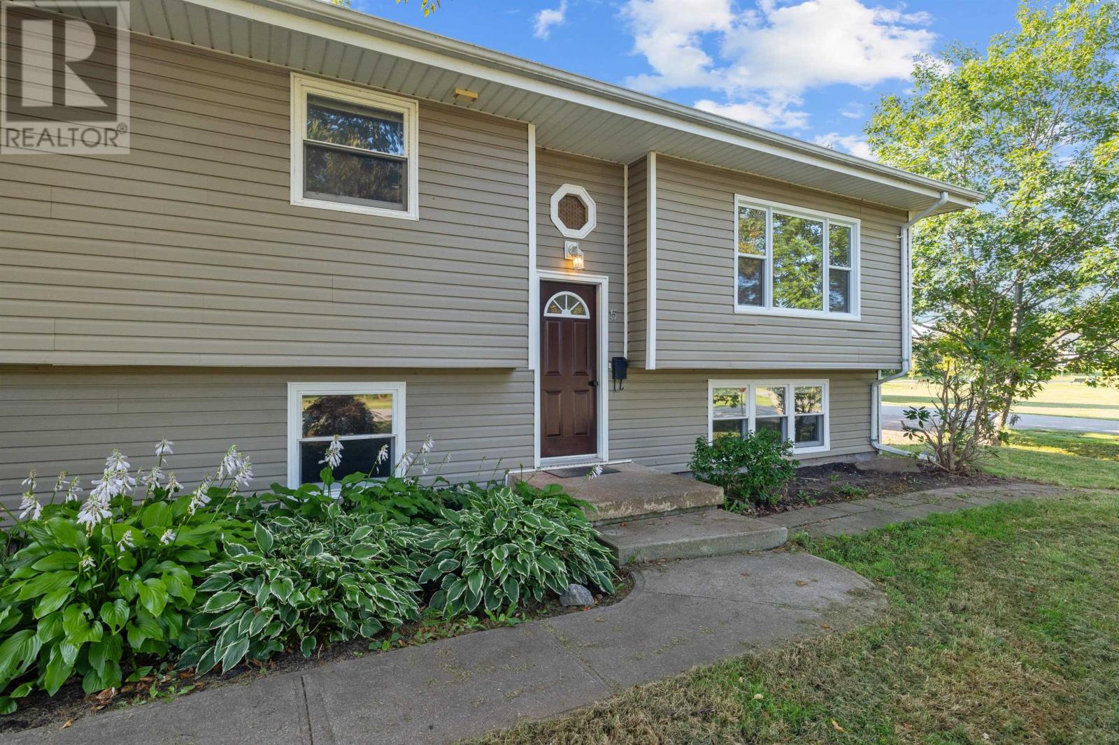 5 Ferguson Drive Property Photo 49