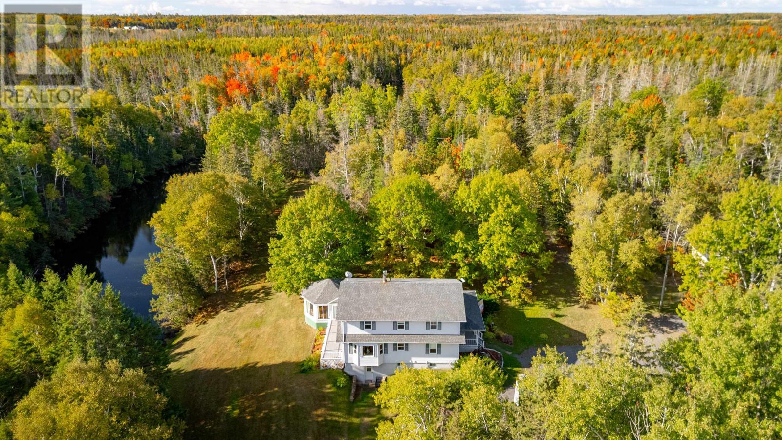 446 Fox River Road Property Photo 1