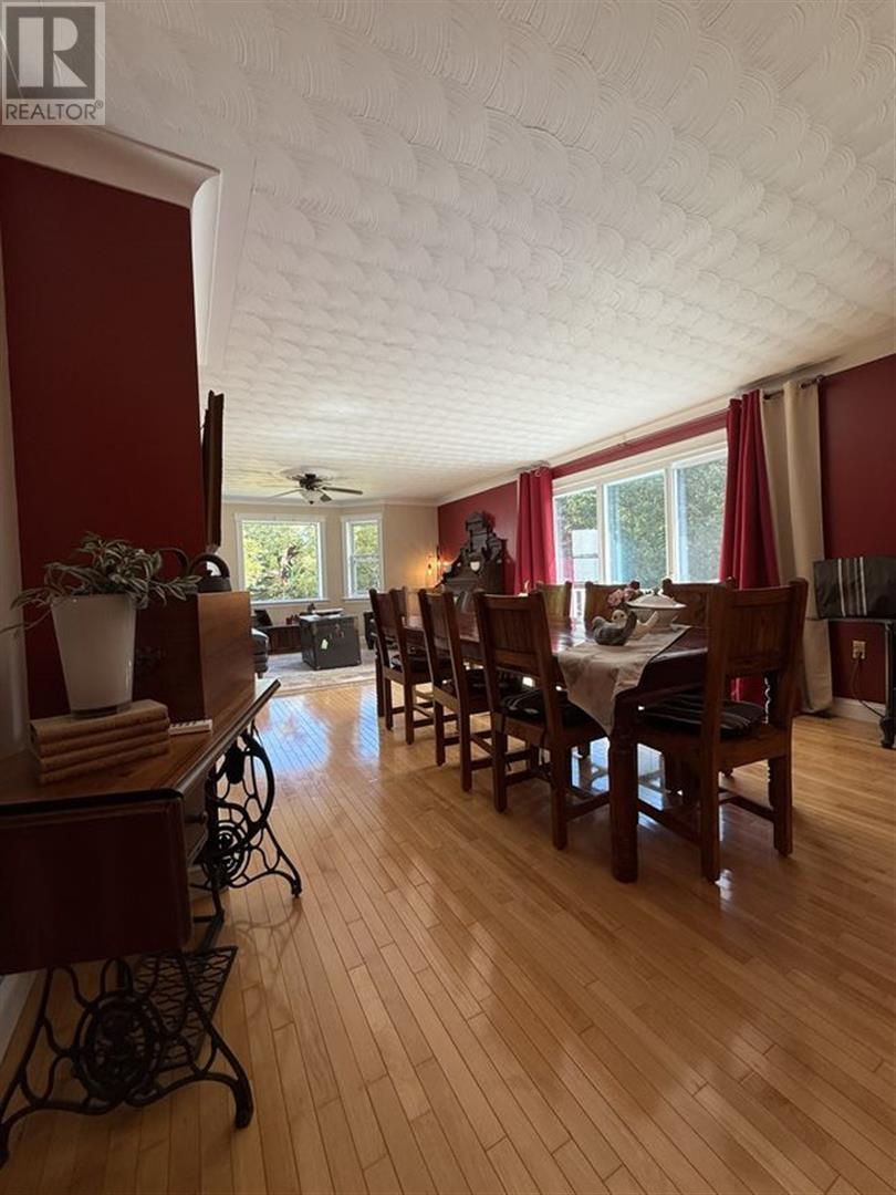446 Fox River Road Property Photo 13