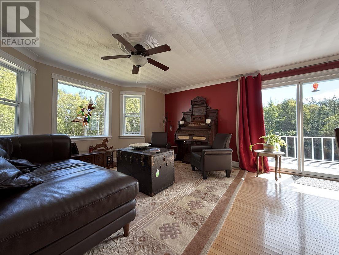 446 Fox River Road Property Photo 14