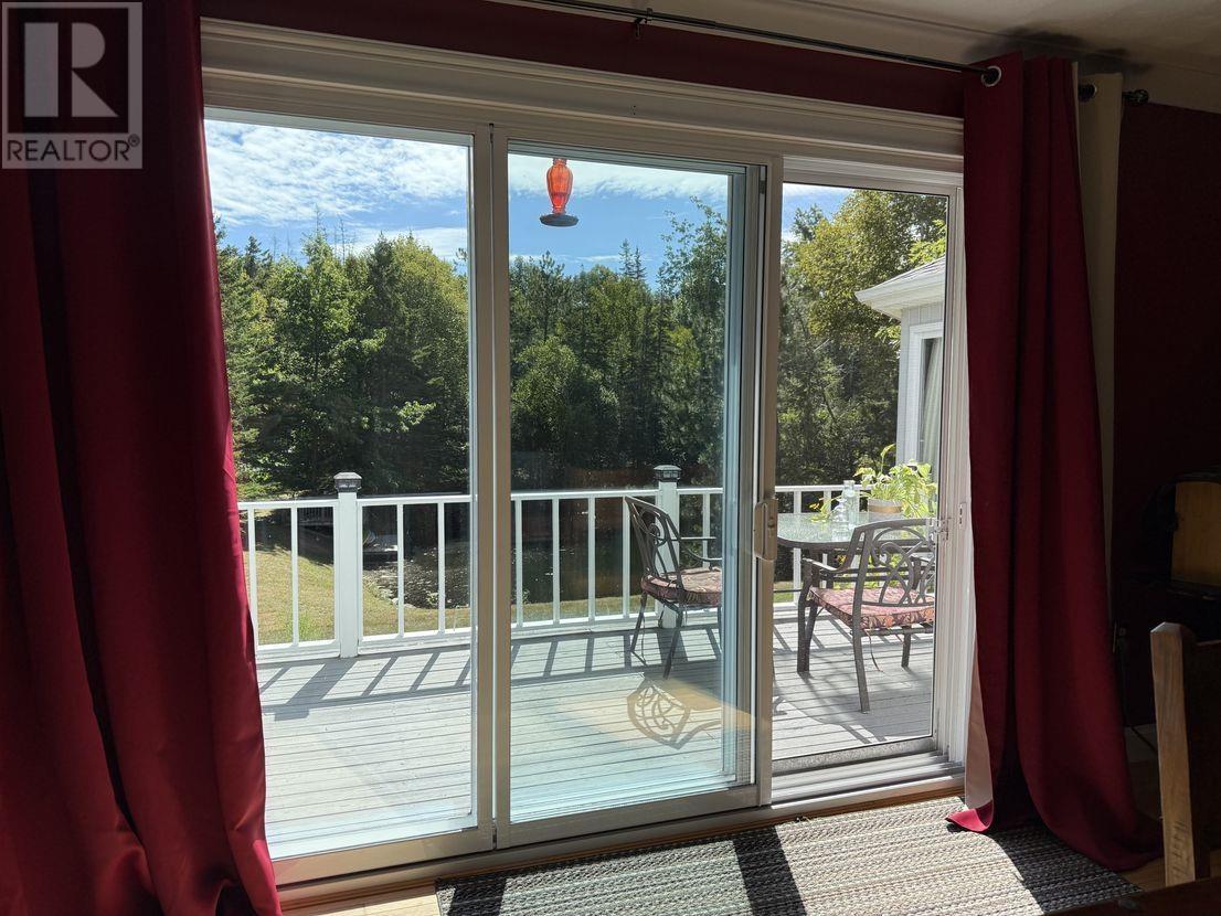 446 Fox River Road Property Photo 15
