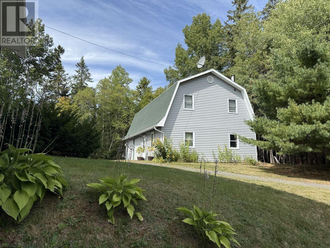 446 Fox River Road Property Photo 31