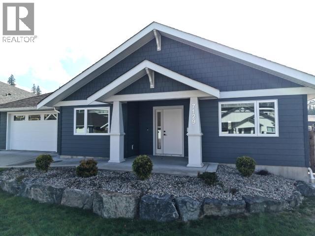 7129 Edgehill Crescent Property Photo 3
