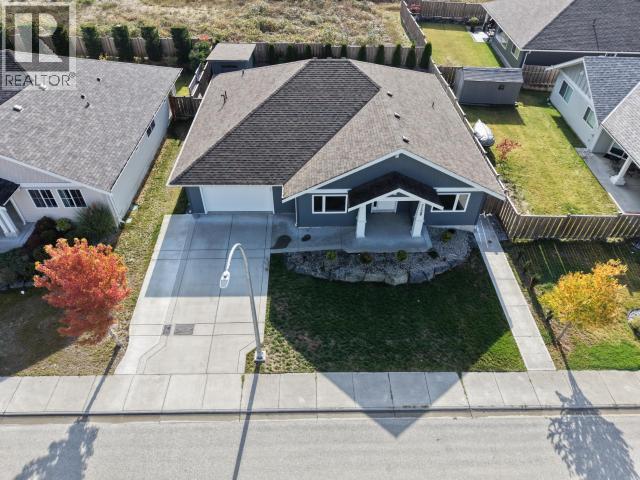 7129 Edgehill Crescent Property Photo 4