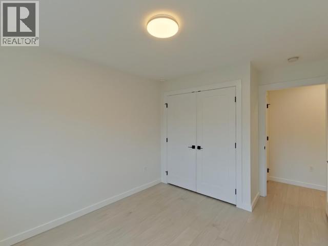 7129 Edgehill Crescent Property Photo 22