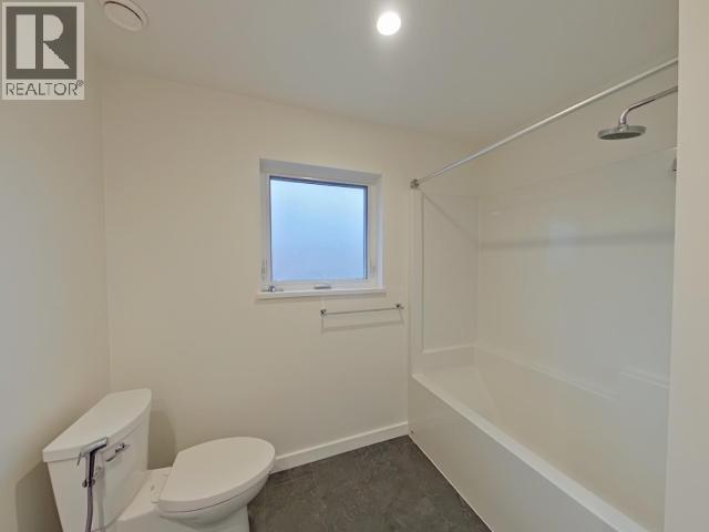 7129 Edgehill Crescent Property Photo 26
