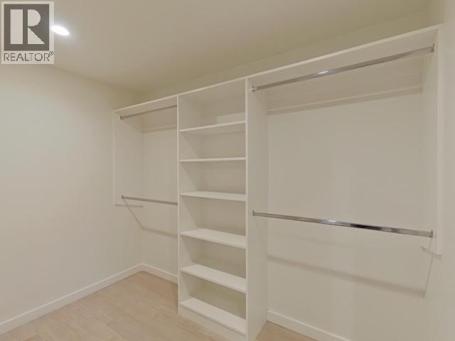 7129 Edgehill Crescent Property Photo 31