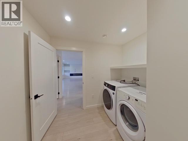 7129 Edgehill Crescent Property Photo 35