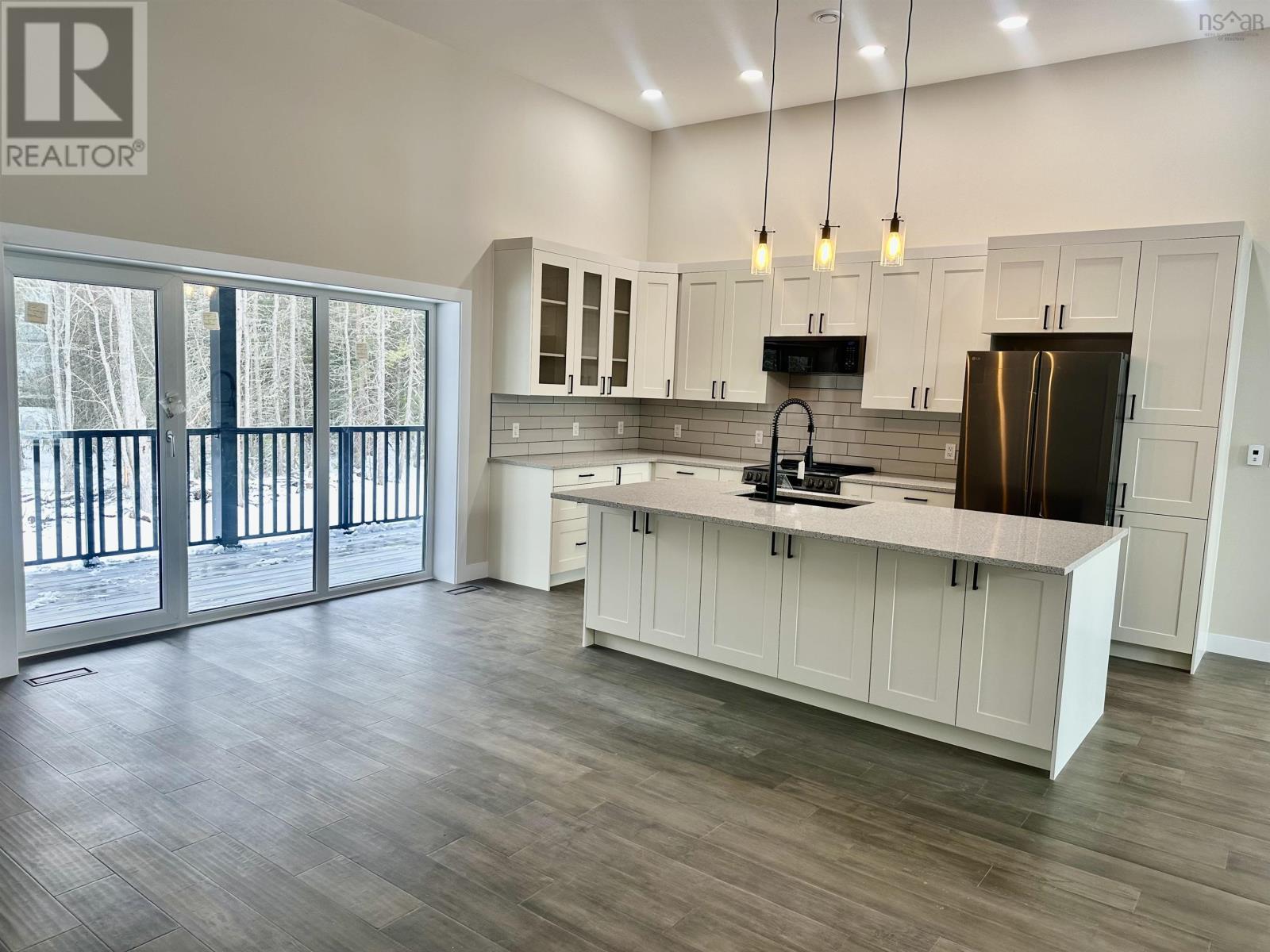 11 Chiavari Close Property Photo 13