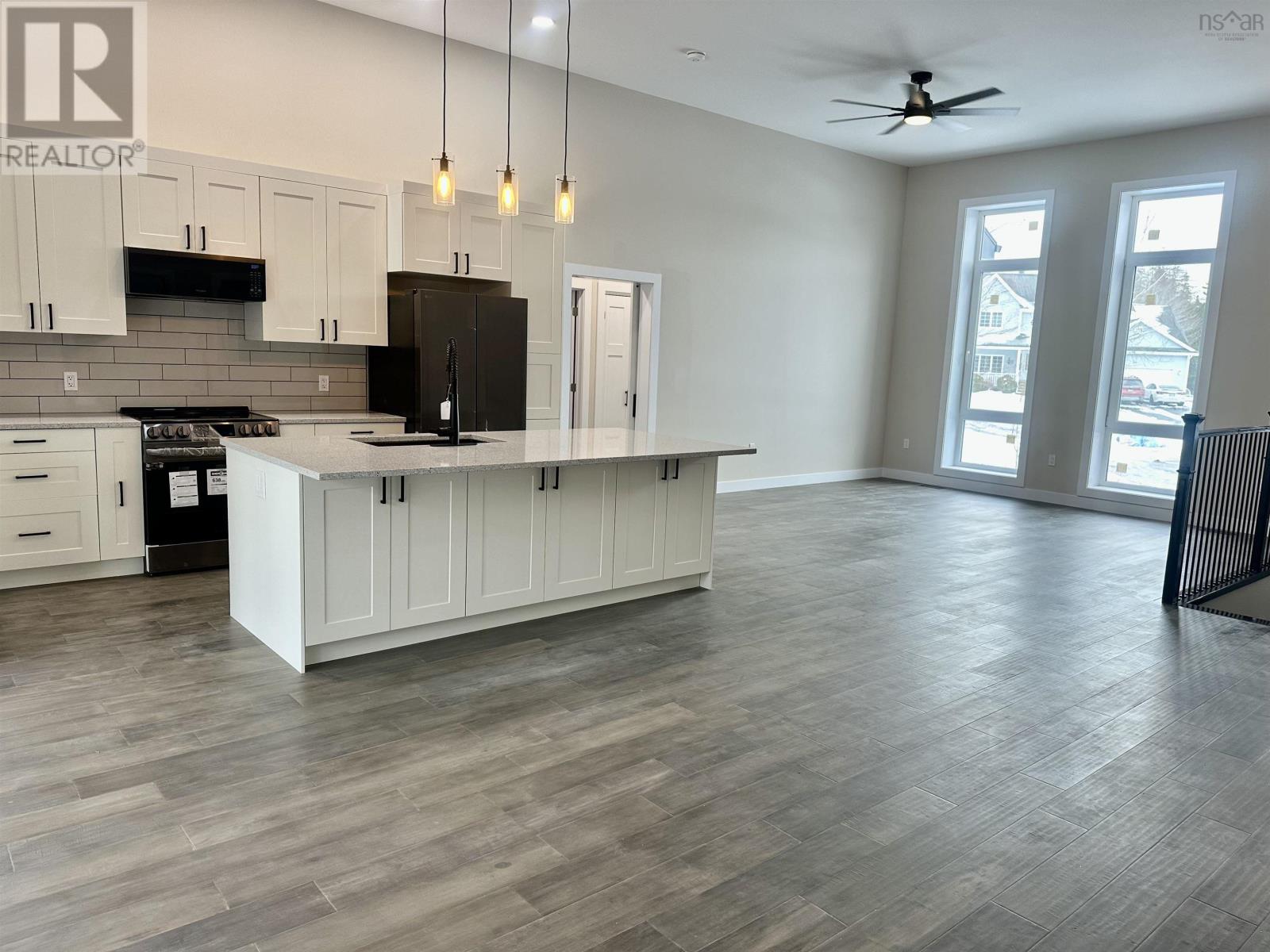 11 Chiavari Close Property Photo 16
