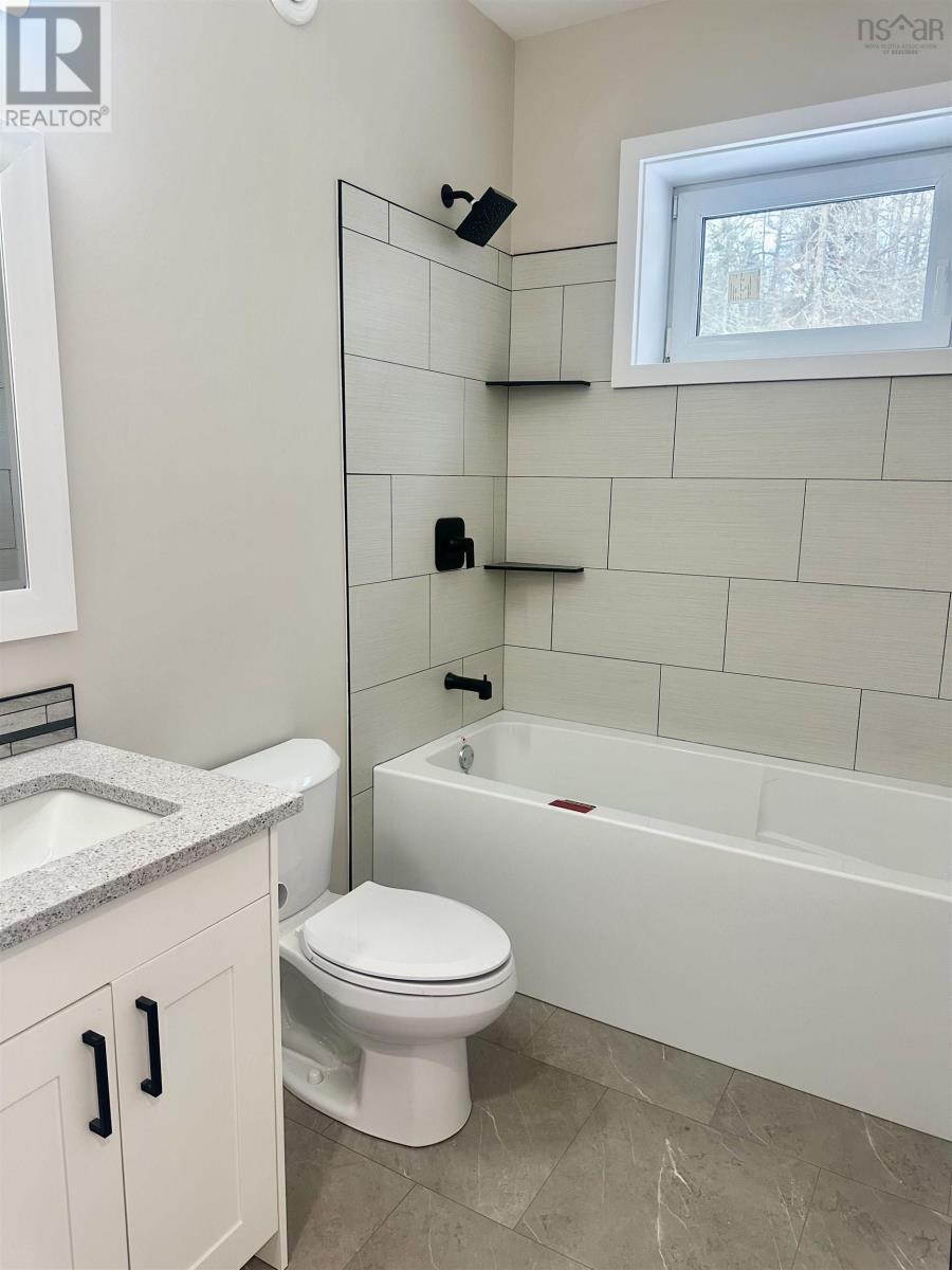 11 Chiavari Close Property Photo 25