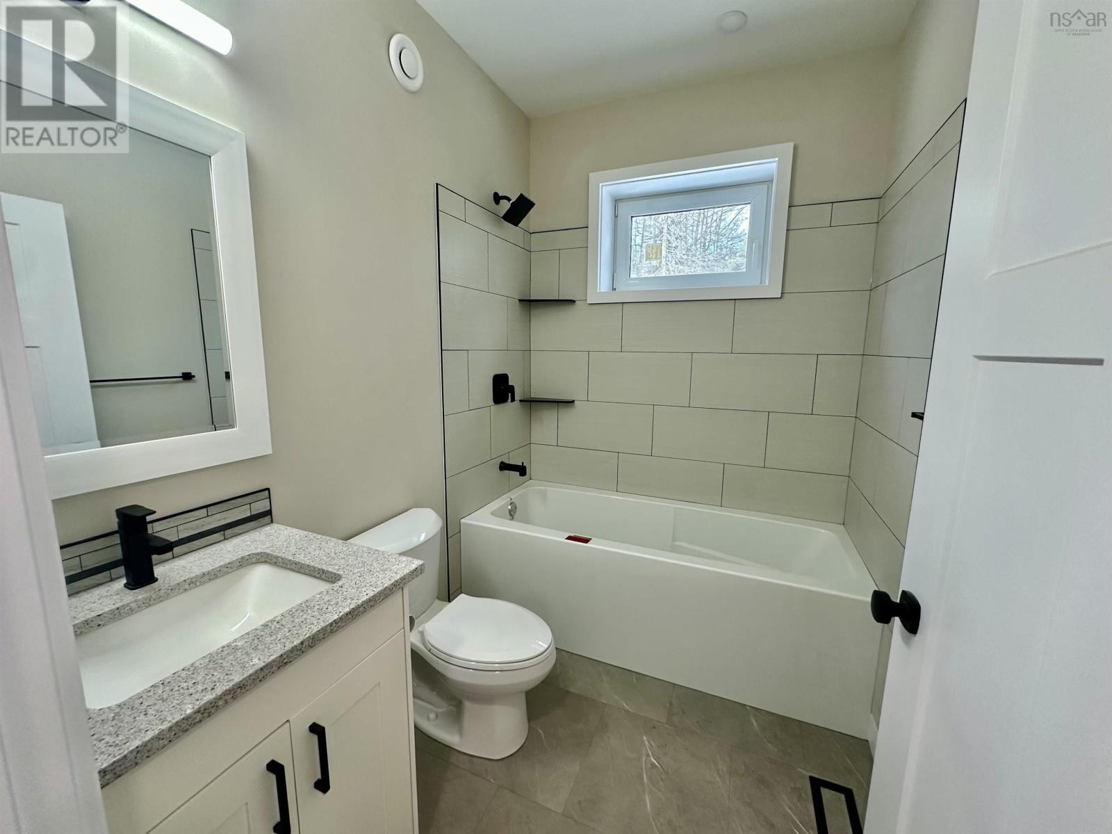 11 Chiavari Close Property Photo 26