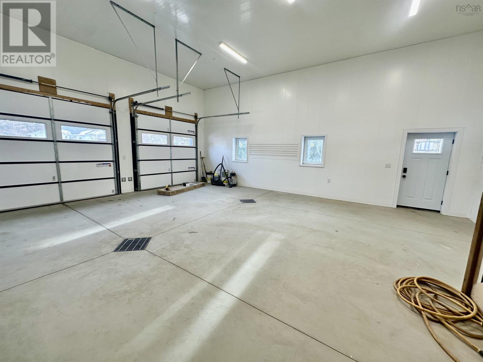 11 Chiavari Close Property Photo 31