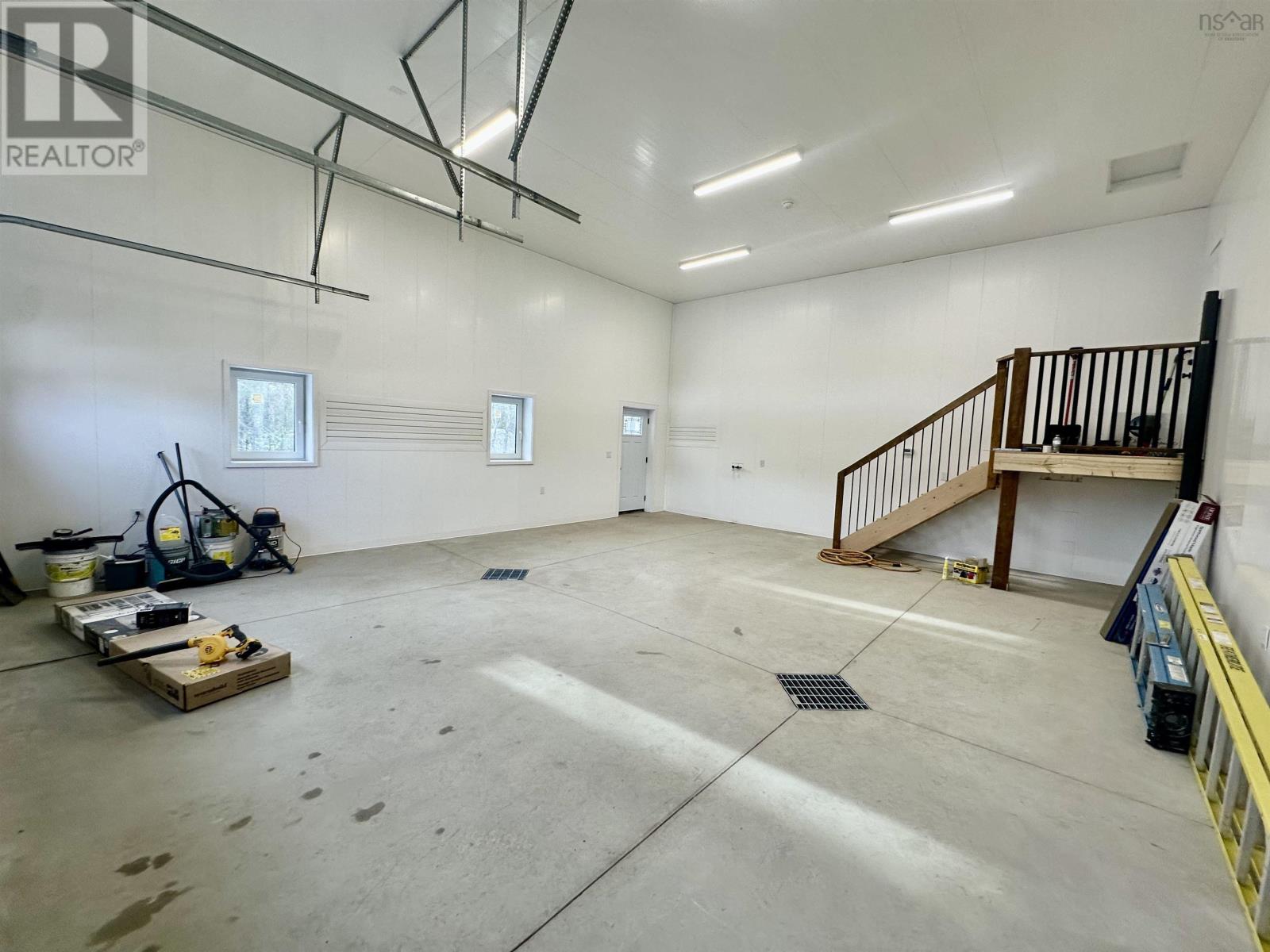 11 Chiavari Close Property Photo 32