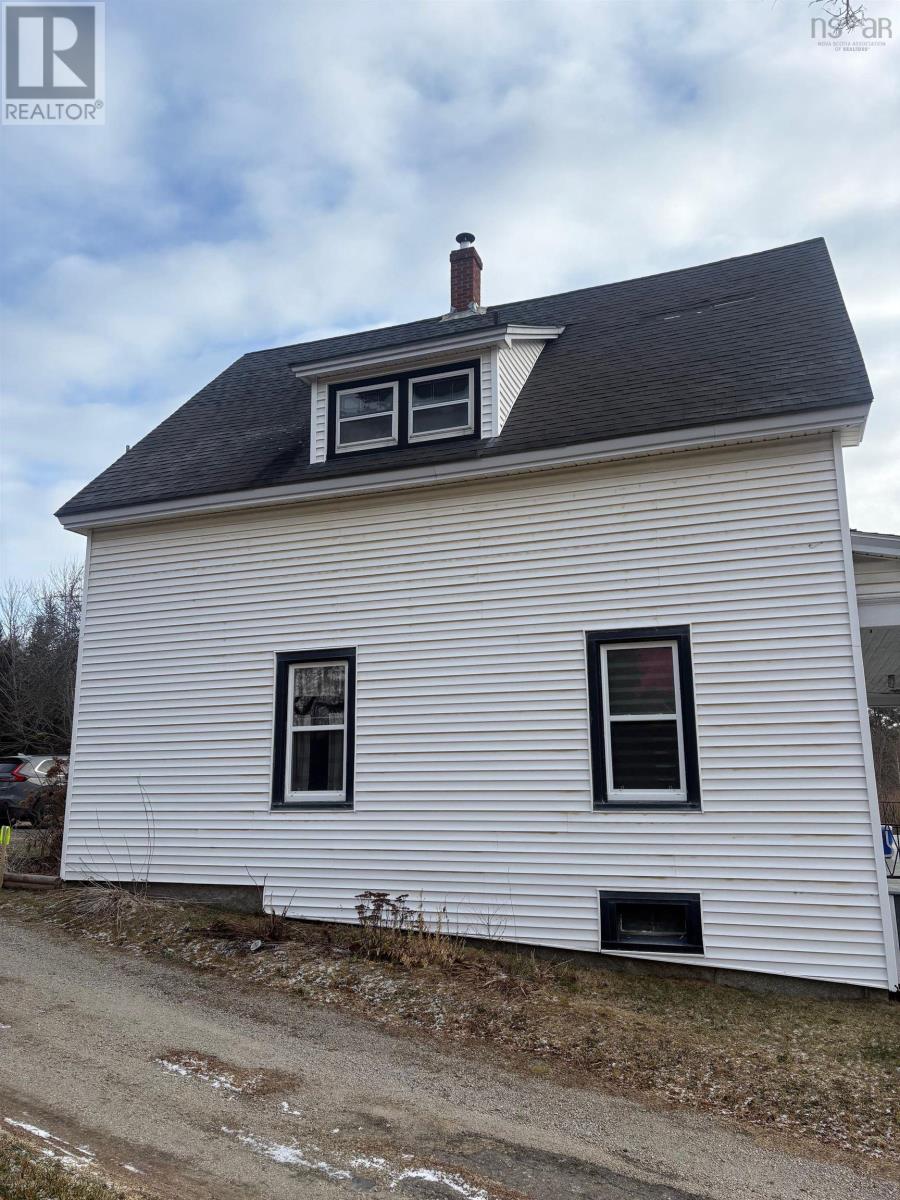 13720 Highway 3 Property Photo 6