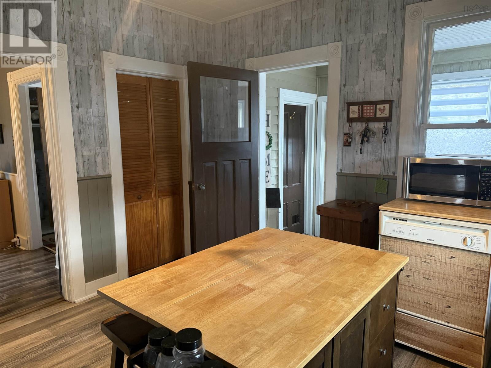 13720 Highway 3 Property Photo 13