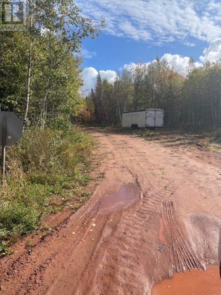 Centerline Road Property Photo 10