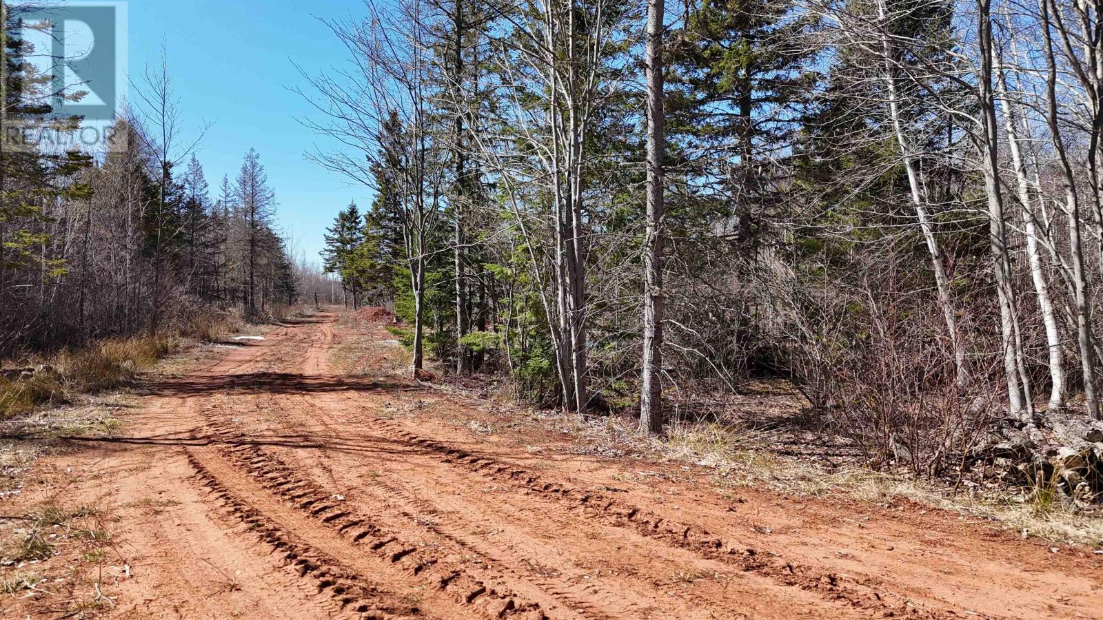Centerline Road Property Photo 18
