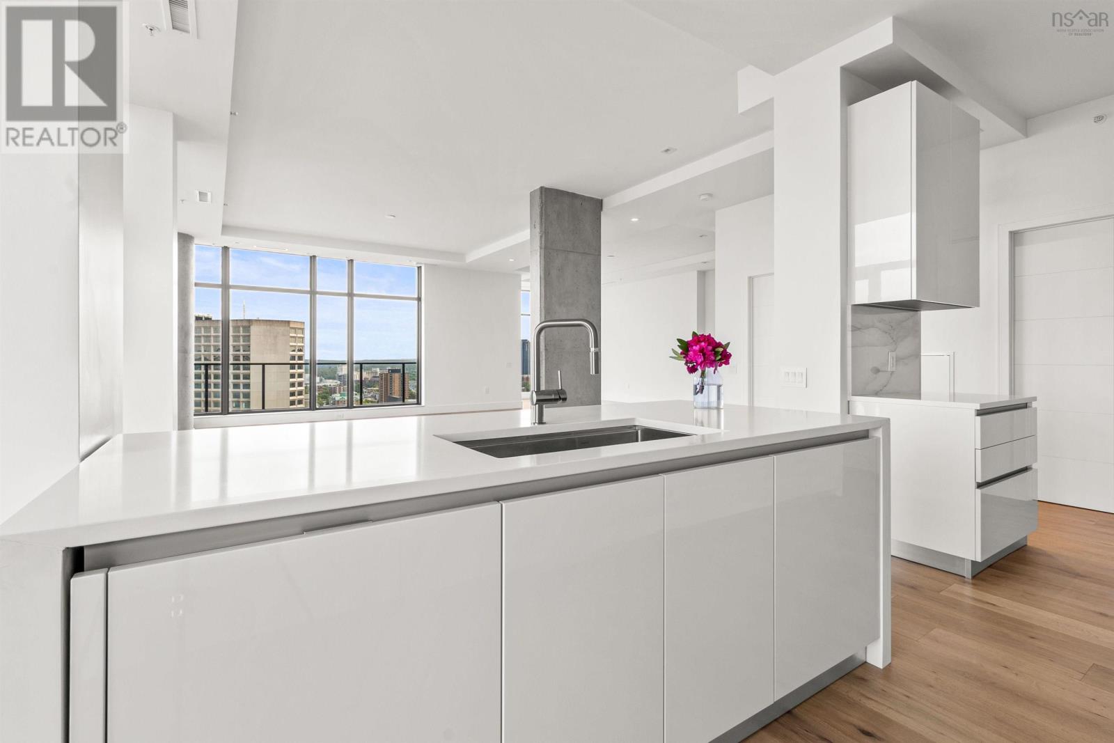 2303 1650 Granville Street Property Photo 8