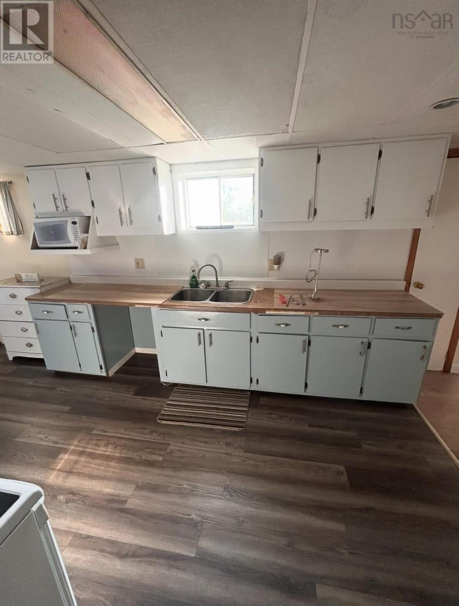 200 Reserve Street Property Photo 4