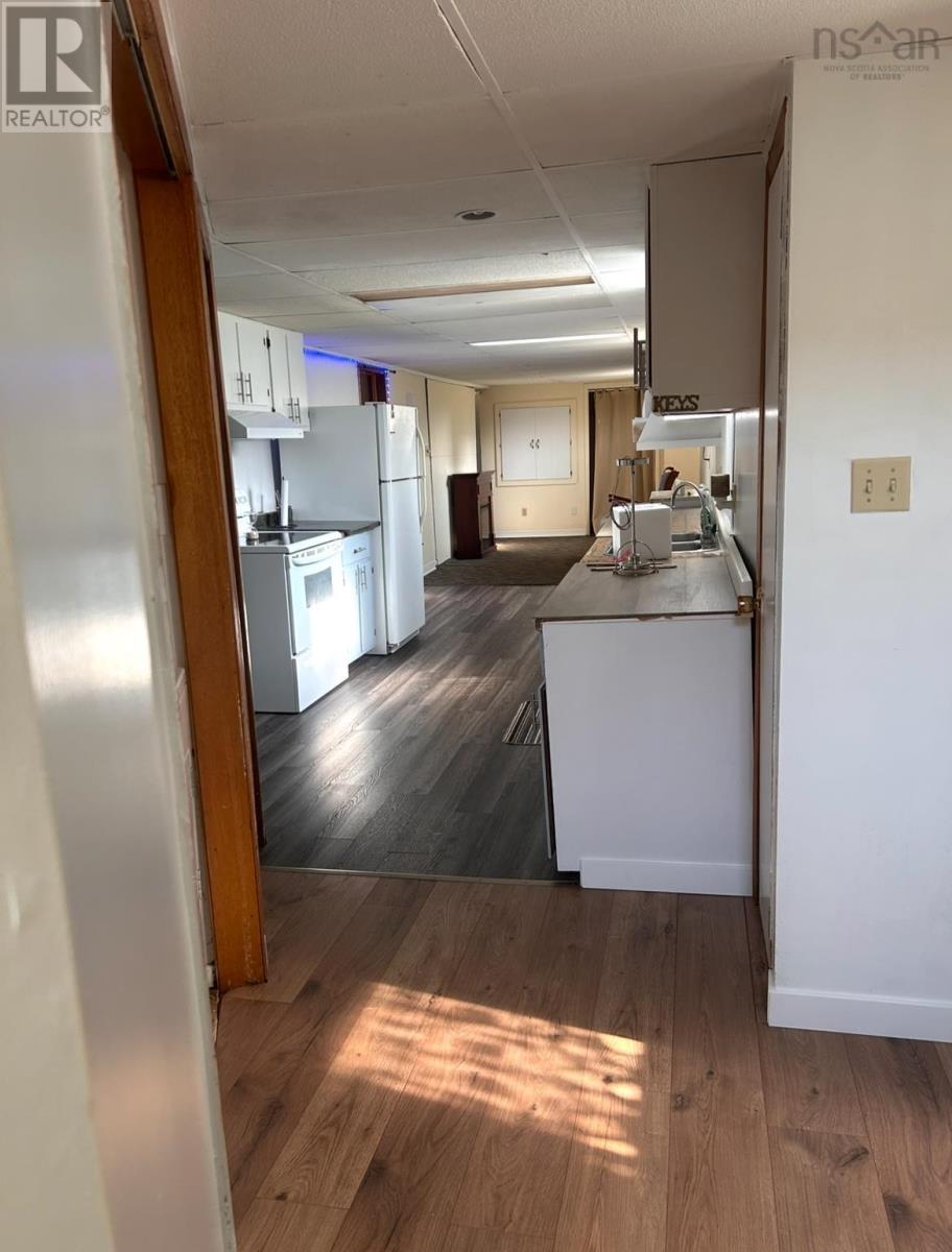 200 Reserve Street Property Photo 7