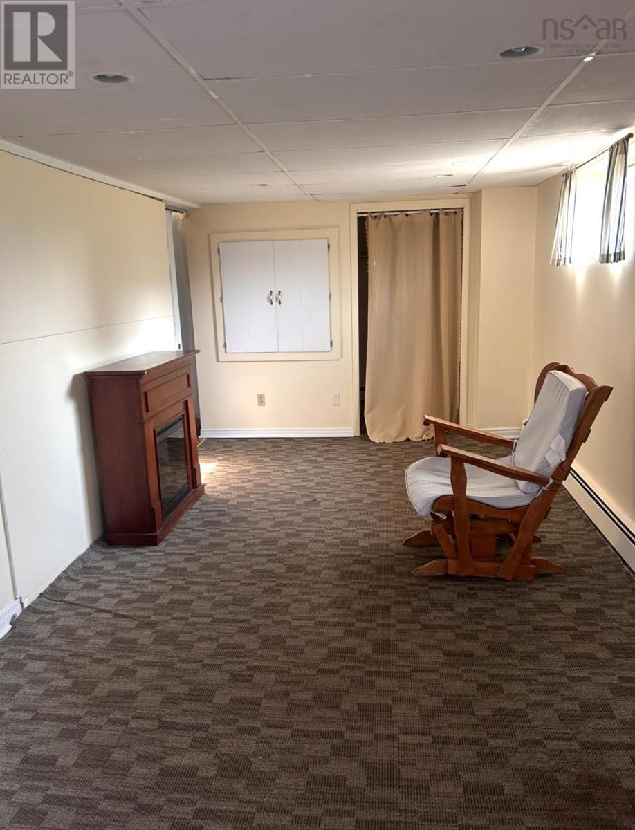 200 Reserve Street Property Photo 8