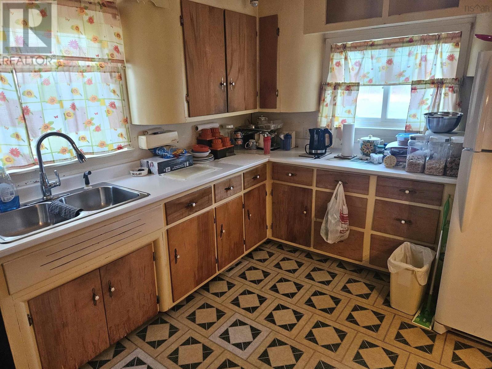 200 Reserve Street Property Photo 13