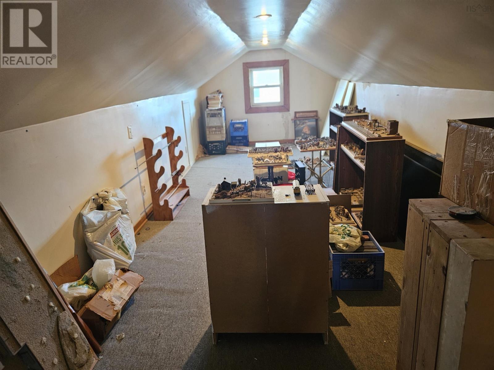 200 Reserve Street Property Photo 17