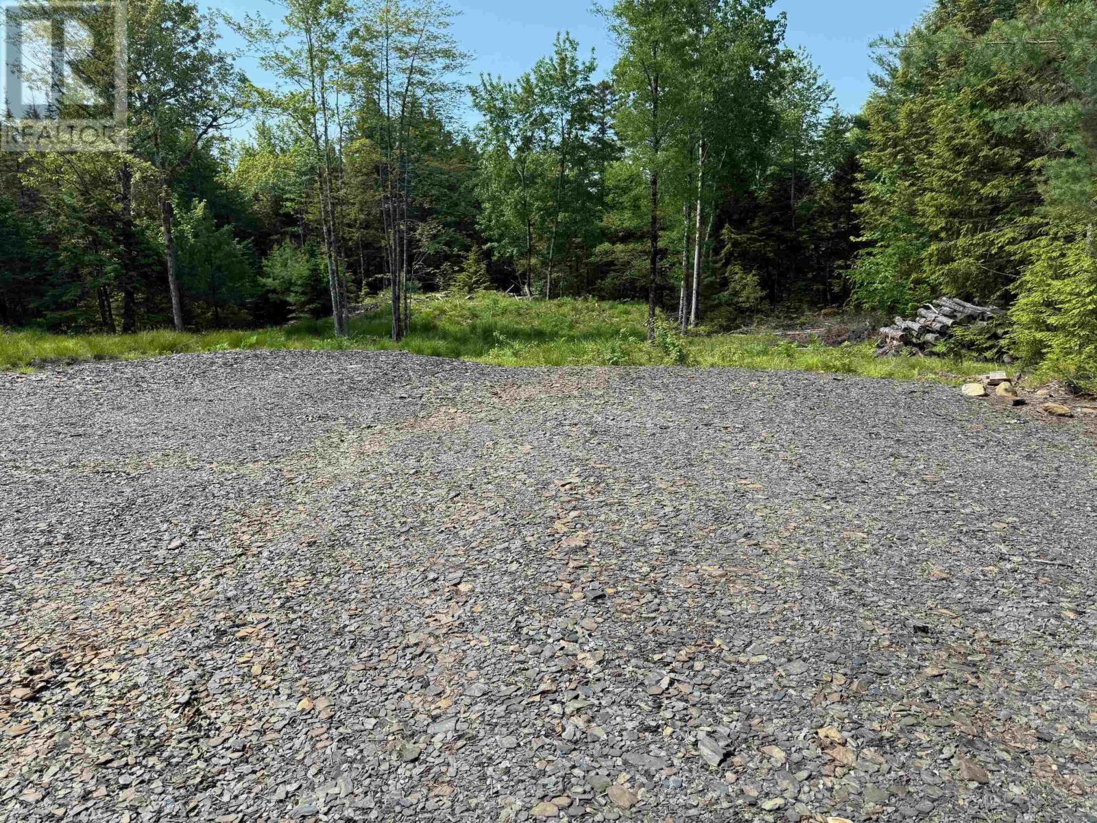 637 Dauphinee Road Property Photo 3