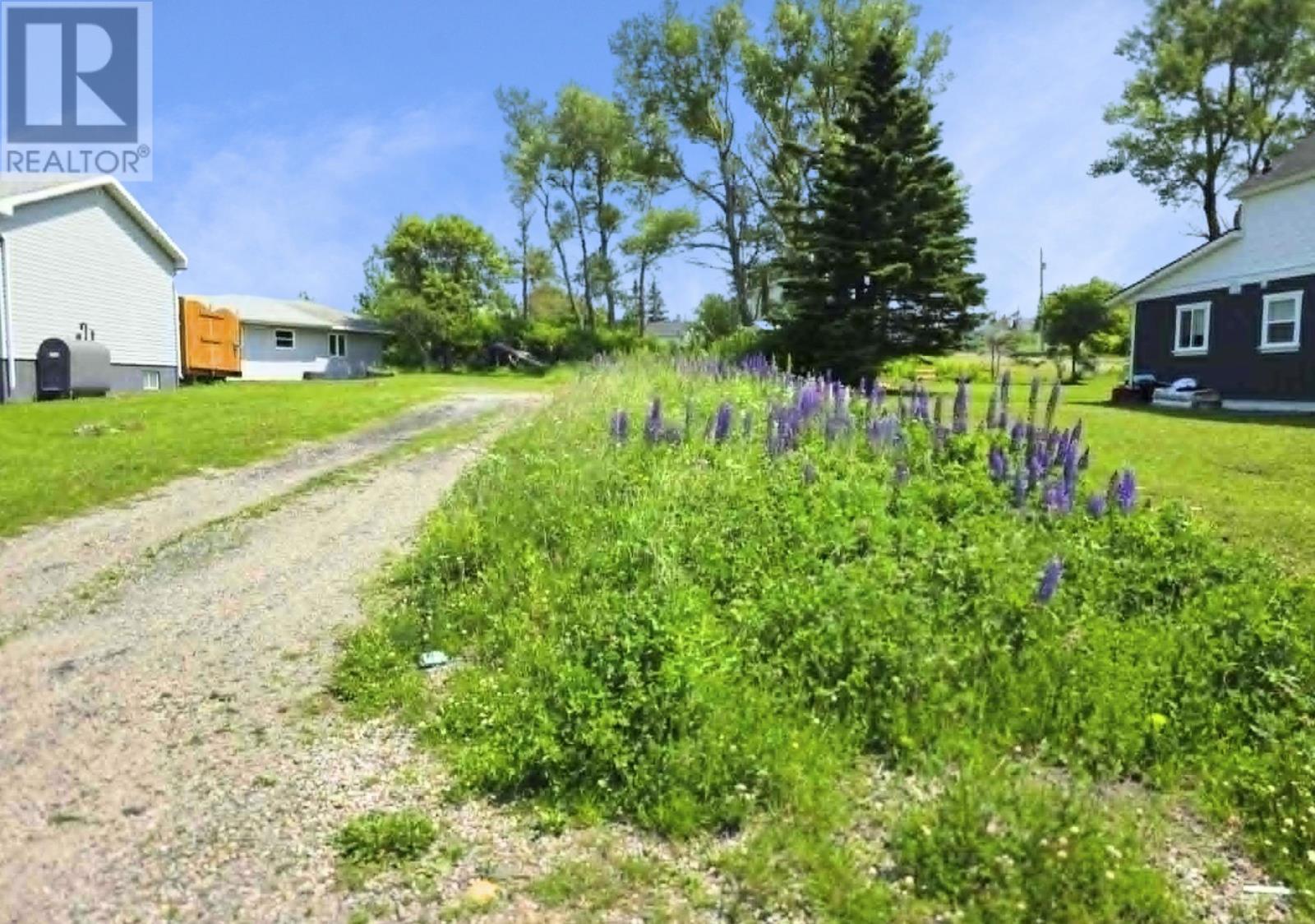 49 School Street Property Photo 2